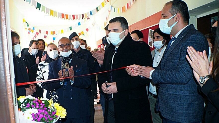 ATİK Adana Başkanı Teyfik Kısacık Vefat eden eşinin adını yaşatmak için kütüphane ve konferans salonu yaptırdı