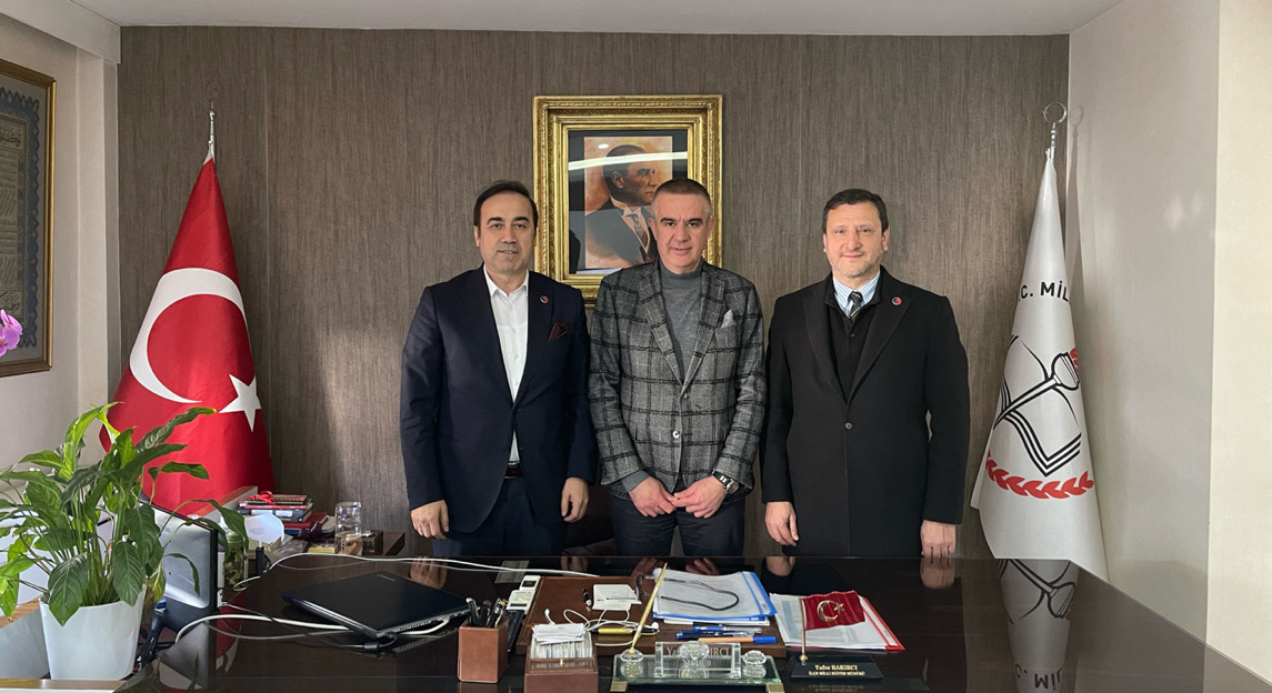 İstanbul Beylikdüzü Millieğitim Müdürü Yafes Bakırcı’yı ATİK Genel Başkanı ve ATİK Bilim  ve Kültür Konseyi İcra Kurulu Başkanı Aziz Şahin ile ATİK Genel Merkez Yönetim Kurulu Üyesi Cafer Şahintaş ziyaret ettiler.