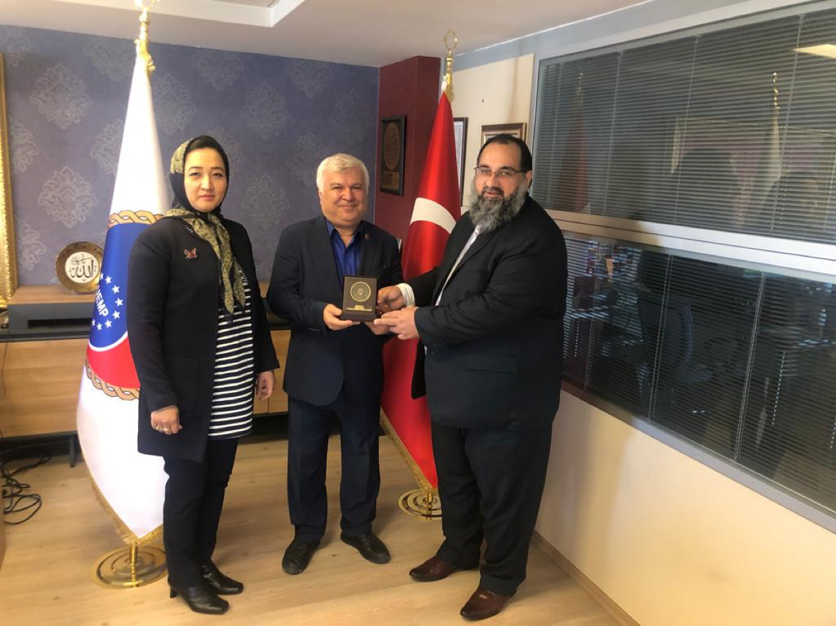 Pakistan Sailkot Ticaret Odası Başkan Yardımcısı ve Heyeti ATİK Türkiye Başkanı Mehmet Arat’ı ziyaret ettiler.