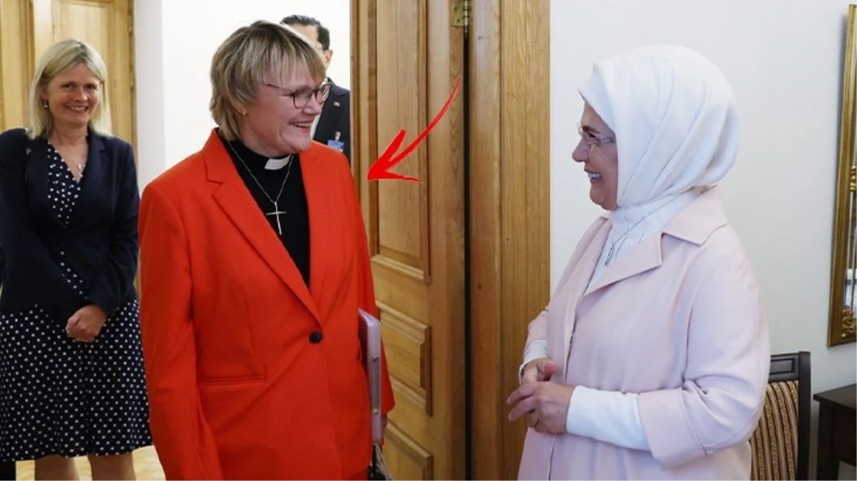 Emine Erdoğan, İsveç Başbakanı'nın eşine Kur'an-ı Kerim'e yapılan saygısızlıktan duyduğu üzüntüyü iletti