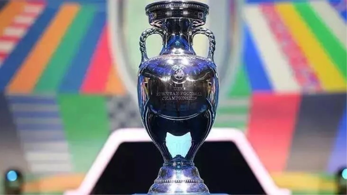 Türkiye ve İtalya, EURO 2032'yi birlikte düzenlemek için UEFA'ya ortak başvuruda bulundu