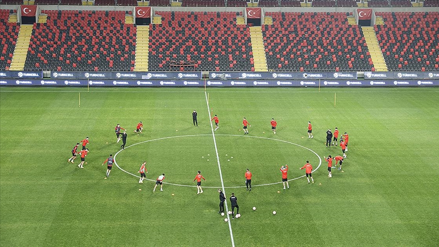A Milli Futbol Takımı, Ermenistan'la Erivan'da, Hırvatistan'la Bursa'da karşılaşacak