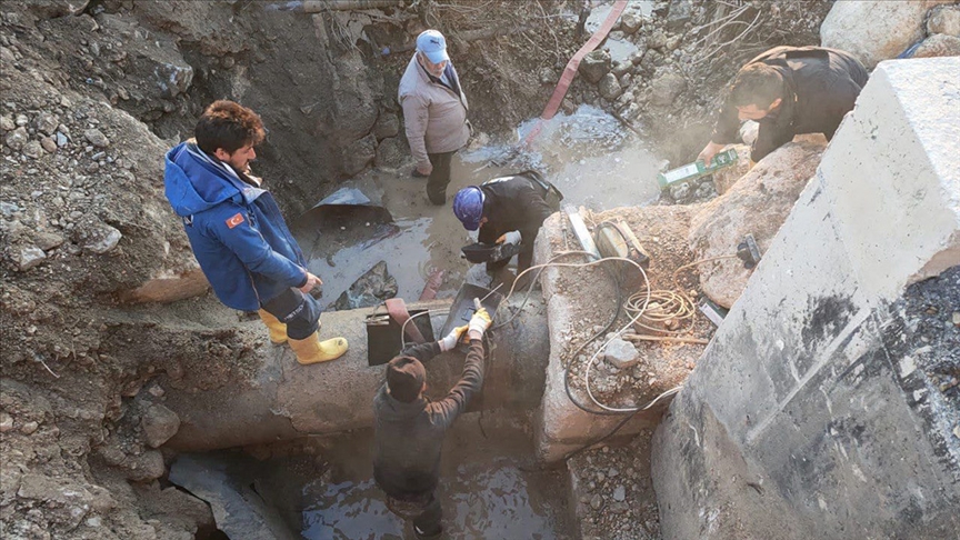 Ağır hasarlı yerler hariç depremlerden etkilenen bölgelerin yüzde 95'inde içme suyu altyapısı onarıldı