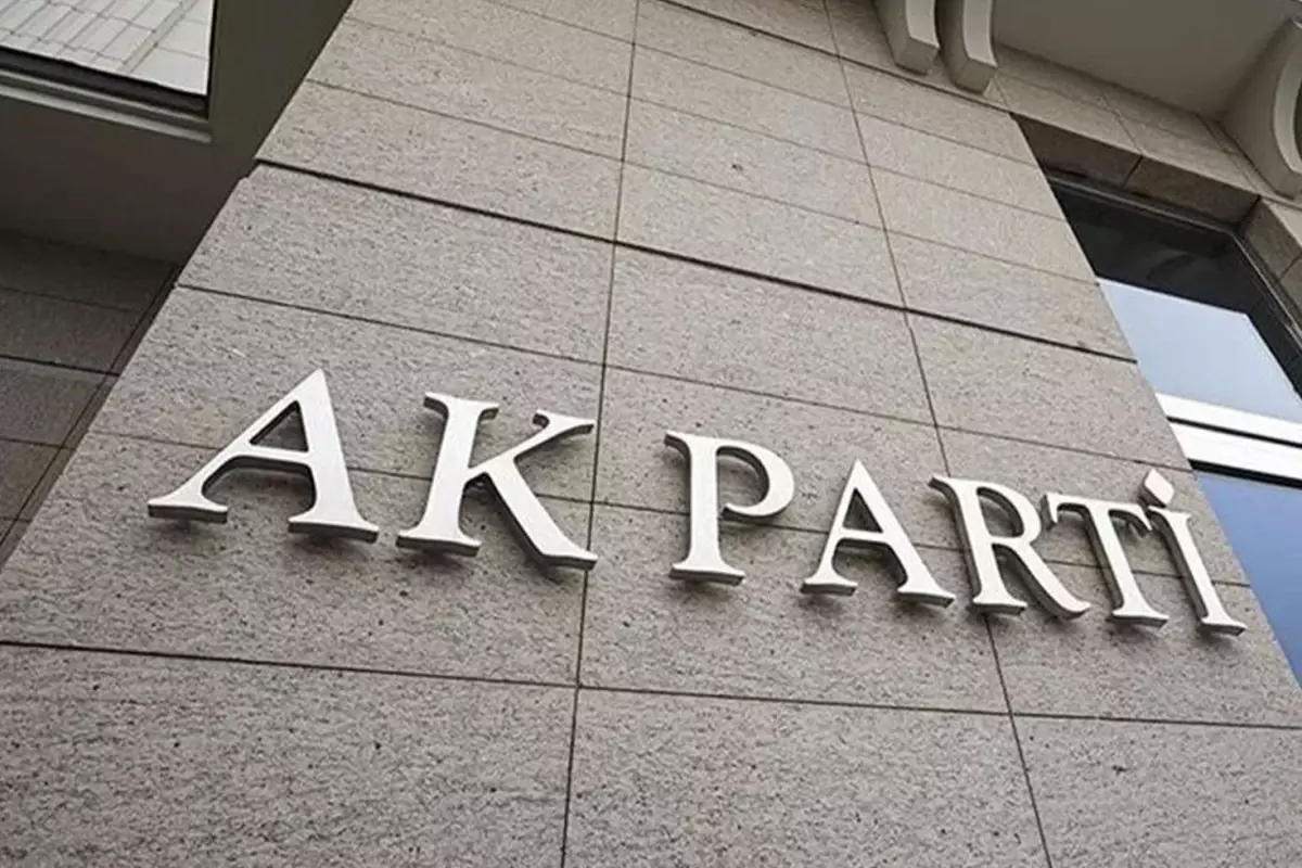 AK Parti'de MYK'ya 9 yeni isim girdi