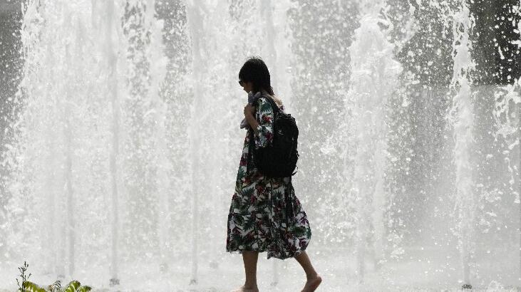 Almanya'da sıcak hava dalgası! Peş peşe uyarılar geldi