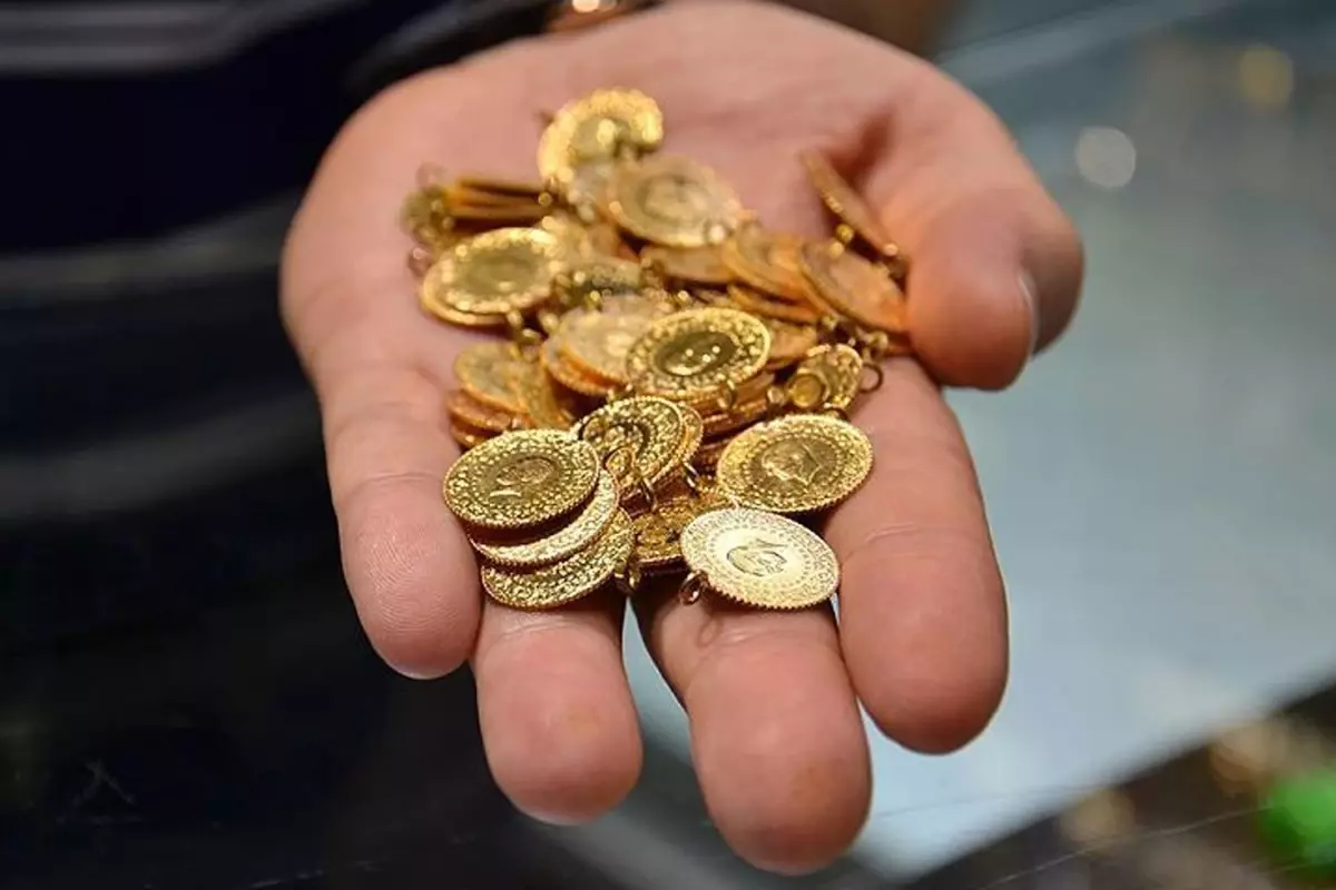 Altın fiyatları yeni rekor arayışında