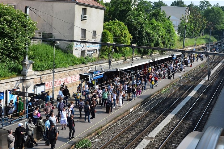 Avrupa’da hayat pahalılığı nedeniyle grev dalgası yayılıyor