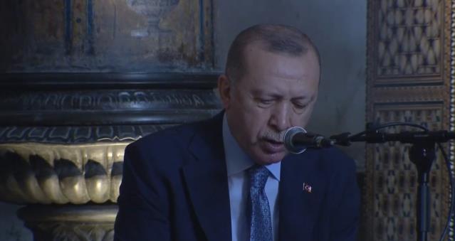 Ayasofya Camii'nde Cumhurbaşkanı Erdoğan, Kuran'ı Kerim okudu