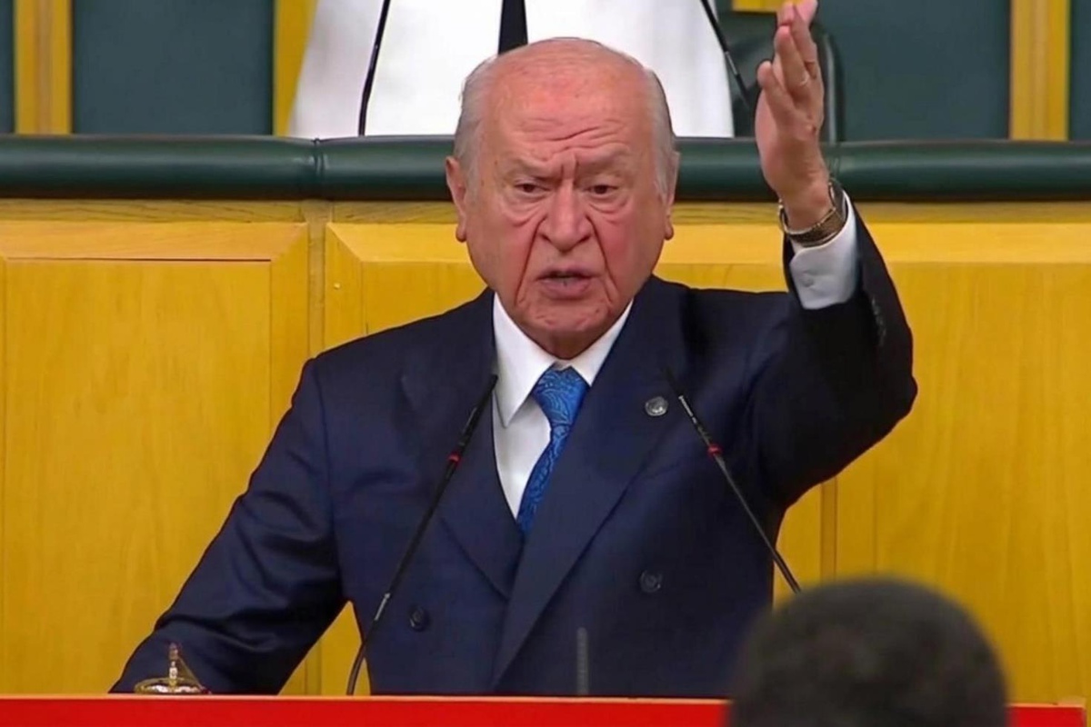 Bahçeli'den Türk gençlerine 