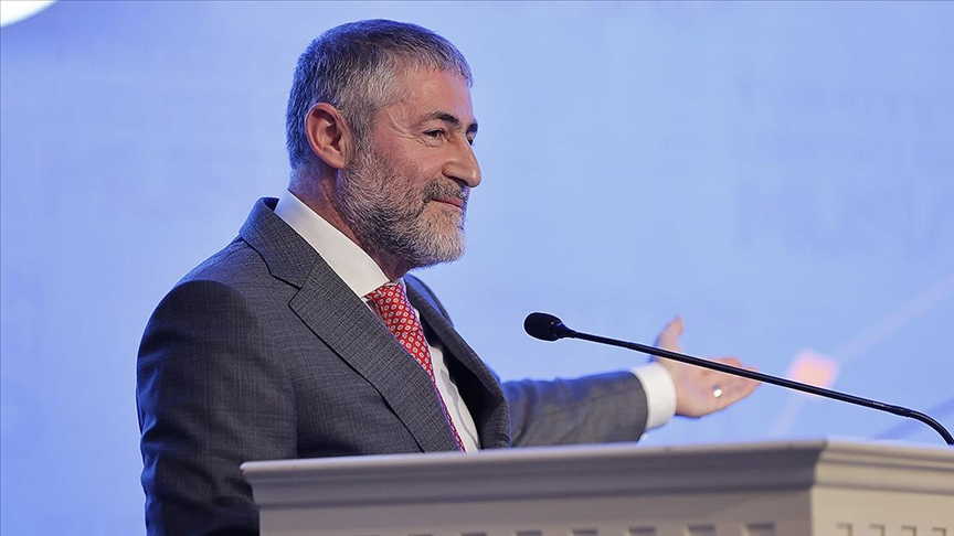 Bakan Nebati'den iş dünyasına 