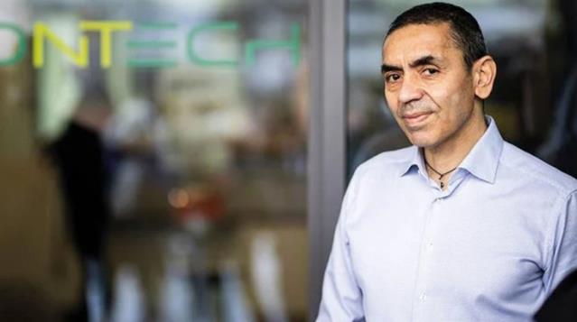 BioNTech şirketinin kurucuları Uğur Şahin ve Özlem Türeci: Omicron varyantı nedeniyle herhangi bir korku duymaya gerek yok