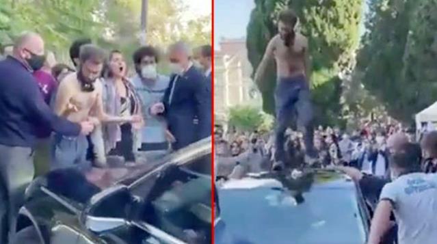 Boğaziçi Üniversitesi'nde rektörün makam aracının üzerine çıkan 10 kişi gözaltına alındı