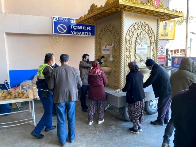 Bucak'ta İkram Çeşmesi'nden su yerine tarhana çorbası akıyor