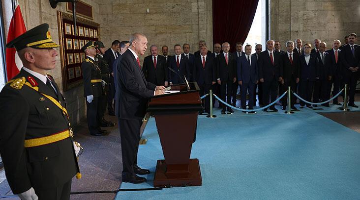 Büyük Zafer'in 100. yılı! Erdoğan: Türkiye'nin inşası engellenemeyecek