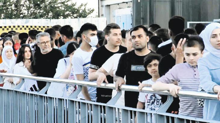 ‘Çeneye indirdiğin maskeyi tekrar takma'