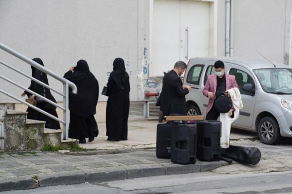 Cübbeli Ahmet'in kızını evlendirdiği düğünde koronavirüs tedbirleri hiçe sayıldı