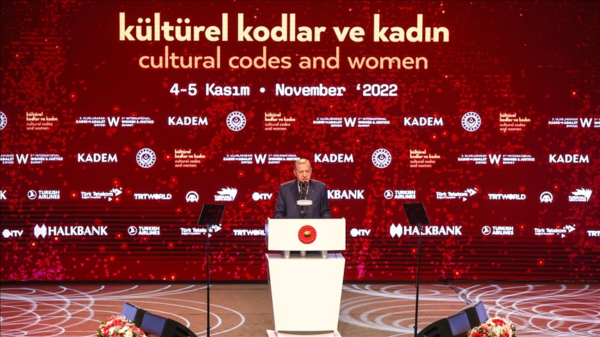 Cumhurbaşkanı Erdoğan: Ülkemizde tek bir kadının bile şiddete uğramasını asla kabul edemeyiz