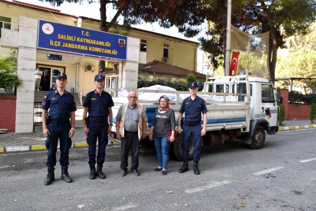 Dolandırıcıların hedefinde üzüm üreticileri vardı! 768 bin liralık vurgun yaptılar