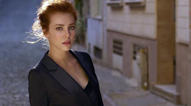 Elçin Sangu'dan radikal imaj değişikliği! Görenler tanıyamıyor