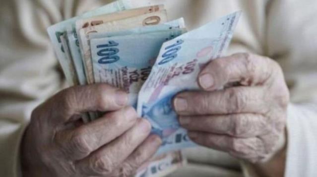 Emeklilerin yeni yıl zammı ne olacak? İşte herkesin merak ettiği rakamlar!