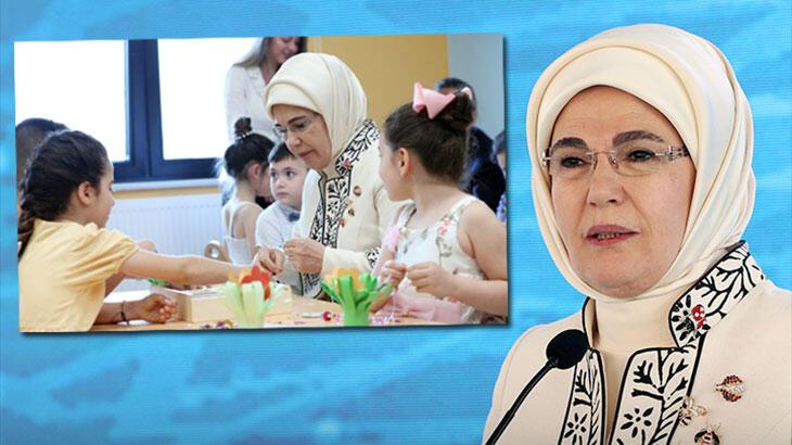 Emine Erdoğan, Avcılar’da 150 Anaokulu Açılışı Töreni’n katıldı