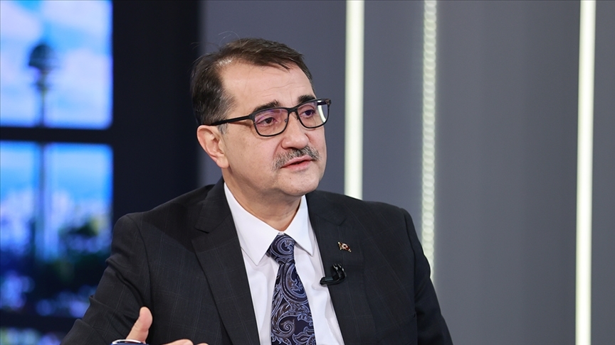 Enerji ve Tabii Kaynaklar Bakanı Dönmez: 2030'a kadar elektrikli araç şebeke altyapısına 1 milyar dolar yatırılacak