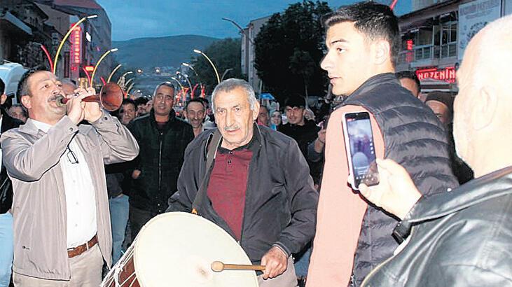 Erdoğan’a destekte zirve Karadeniz’in