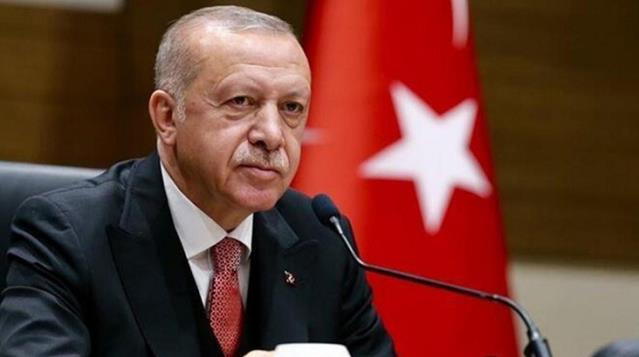 Fransız gazetesi Cumhurbaşkanı Erdoğan'ı hem övdü hem hedef gösterdi