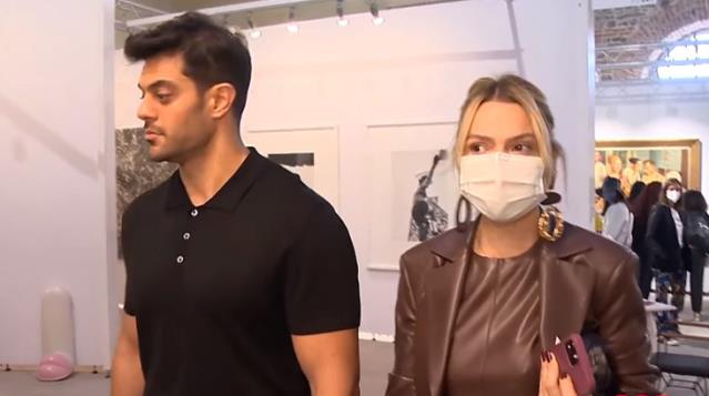 Hadise, istenmeyen gelin sorusuna cevap veremedi