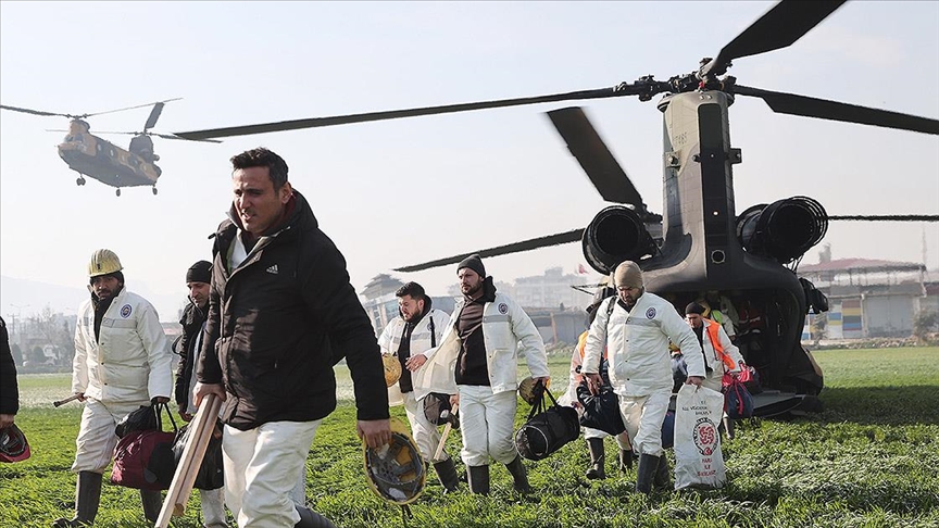 Hatay'da arama kurtarma çalışmalarına komandolar ve madencilerden destek
