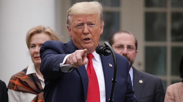 Hesapları kalıcı olarak kapatılan Trump, kendisine ait bir platformla sosyal medyaya dönecek
