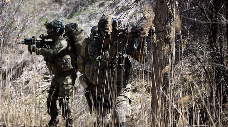 İki bölgede operasyon: 13 PKK'lı terörist etkisiz hale getirildi