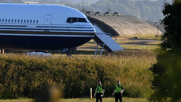 İngiltere Yüksek Mahkemesi: Sığınmacıları Ruanda'ya gönderme planı hukuka uygun