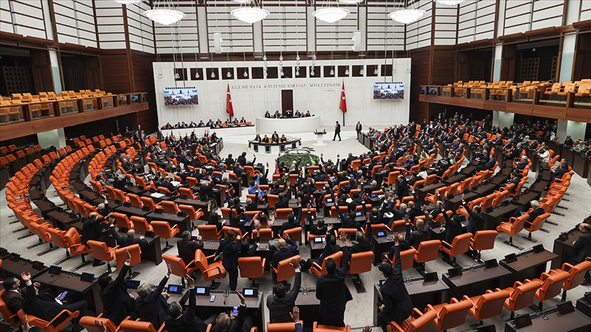 Lübnan tezkeresi TBMM Genel Kurulunda kabul edildi