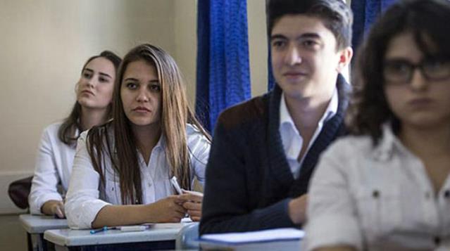 Lise öğrencilerine karne ve başarı belgeleri dijital ortamda verilecek