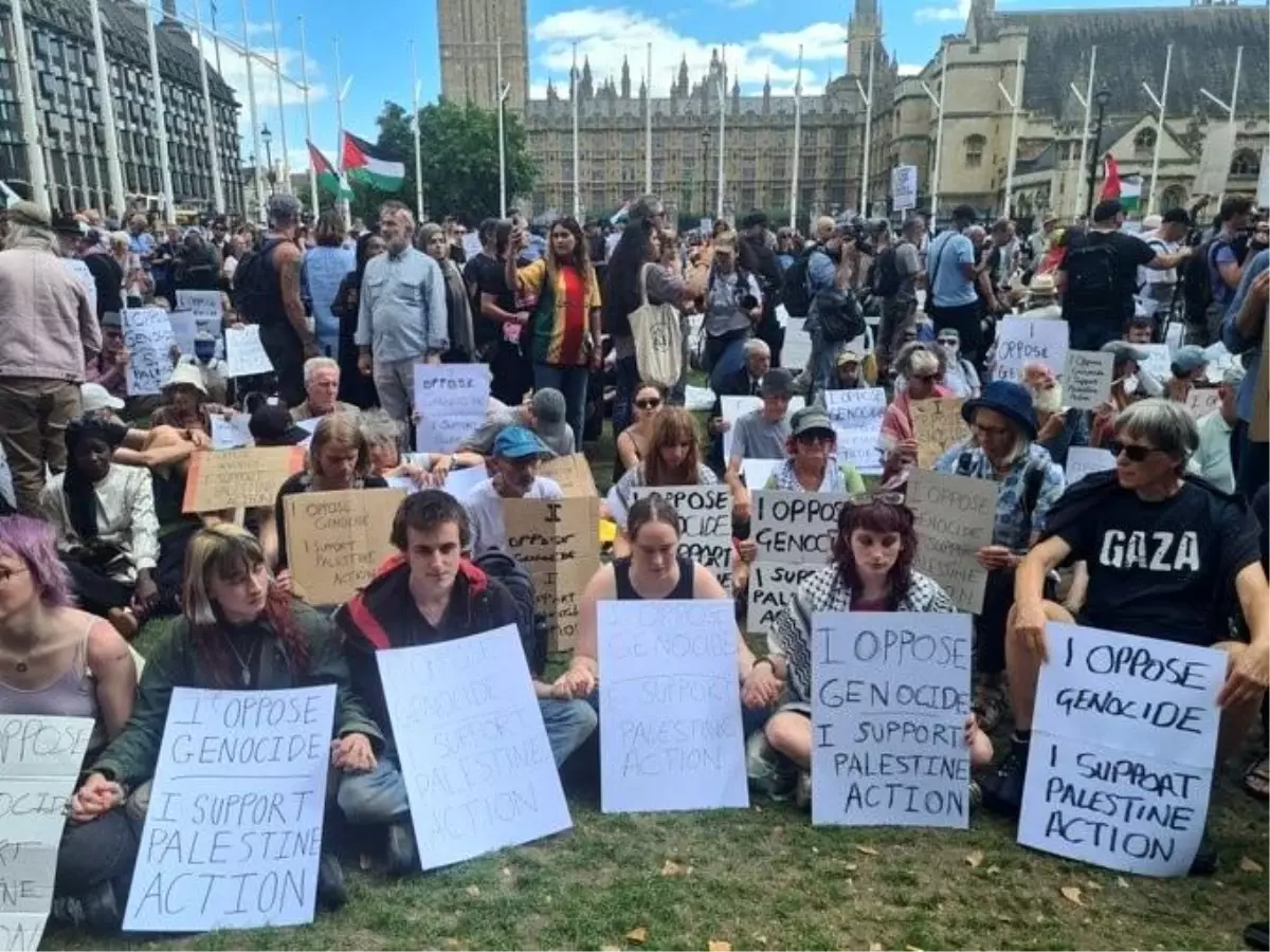 Londra'da Filistin Destek Gösterileri: 466 Gözaltı