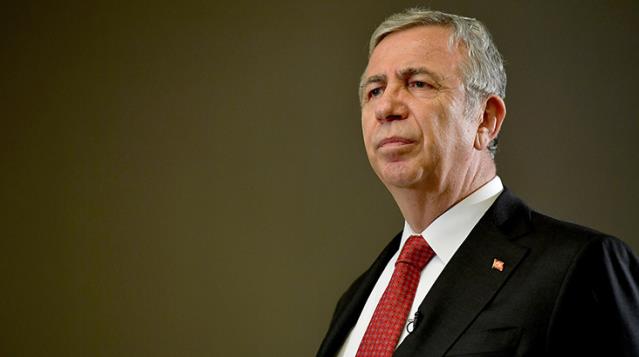Mansur Yavaş ulaşımda alınan yeni kararı açıkladı: Kadınlar istediği yerde inebilecek