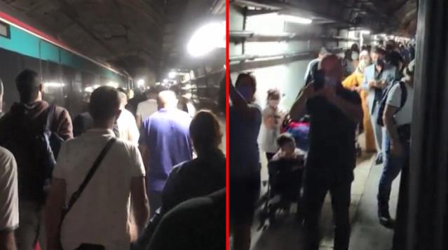 Marmaray'da trende mahsur kalan yolcular rayların üzerinde yürüyerek istasyona ulaştı