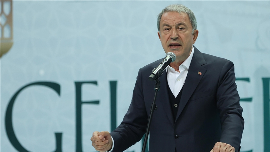 Milli Savunma Bakanı Akar: Mehmetçik son 3 günde Irak ve Suriye'nin kuzeyinde 18 teröristi etkisiz hale getirdi