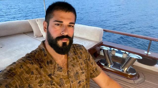 O meşhur kaslar erimiş! Burak Özçivit'in göbekli hali görenleri şaşkına soktu
