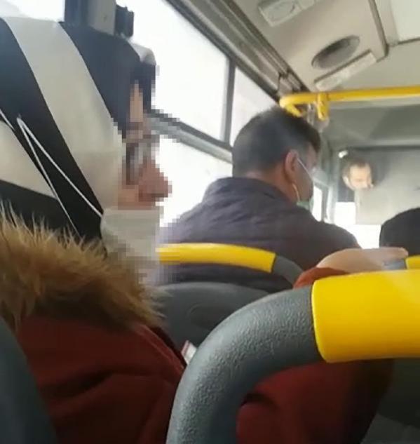 Otobüse yavaş binen hamile kadına şoförden çirkin sözler! Duyanlar sert tepki gösterdi