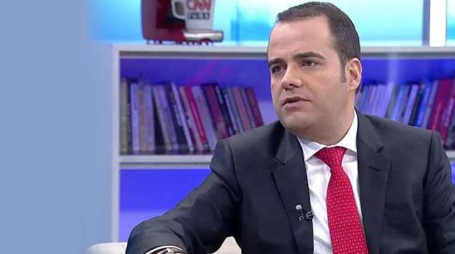 Özgür Demirtaş'ın faiz yorumu sosyal medyada gündem oldu: Bütün dünya akılsız sadece biz mi akıllıyız?