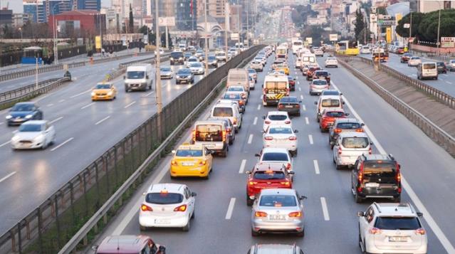 Prof. Dr. Mehmet Ceyhan uyardı: İstanbul'dan gidenlerin döneceği 18 Mayıs ve 18 Haziran tarihlerinde tedbirli olmalıyız