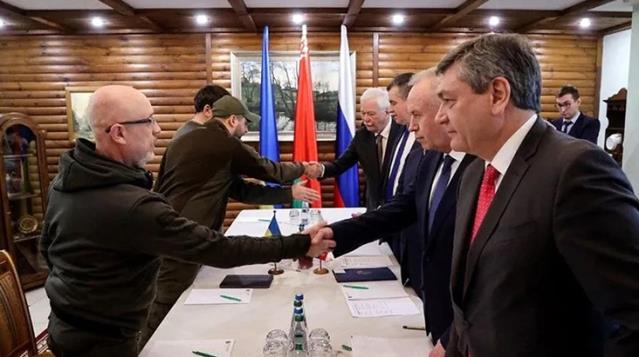 Rusya-Ukrayna arasındaki 5. tur müzakere görüşmeleri bitti!  Ukrayna'dan ilk açıklama:  Anlaşma olasılığı görüyoruz