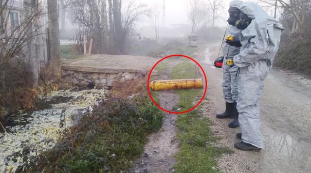 Sakarya'da kanal kenarına atılan tüpten sızan zehirli gaz, 2'si polis 12 kişiyi hastanelik etti