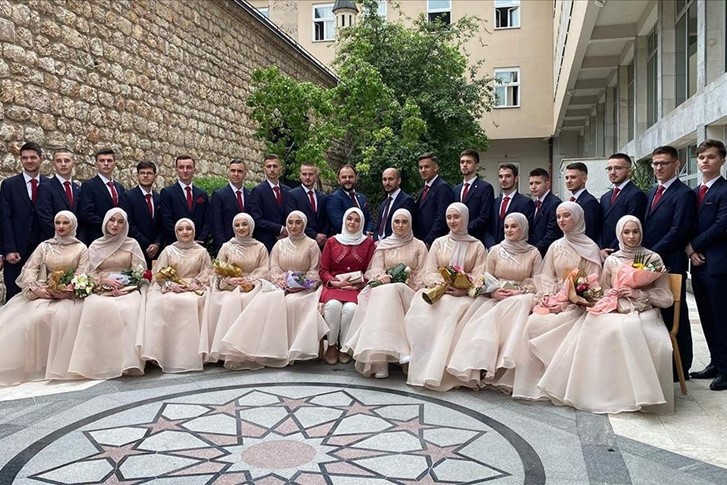 Saraybosna'daki Osmanlı mirası medrese 472'nci mezunlarını verdi