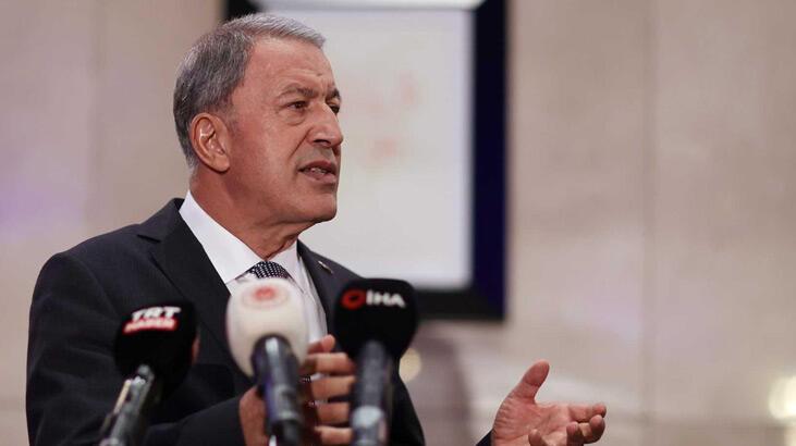 Bakan Akar'dan Yunanistan'a: Akıllı ol!