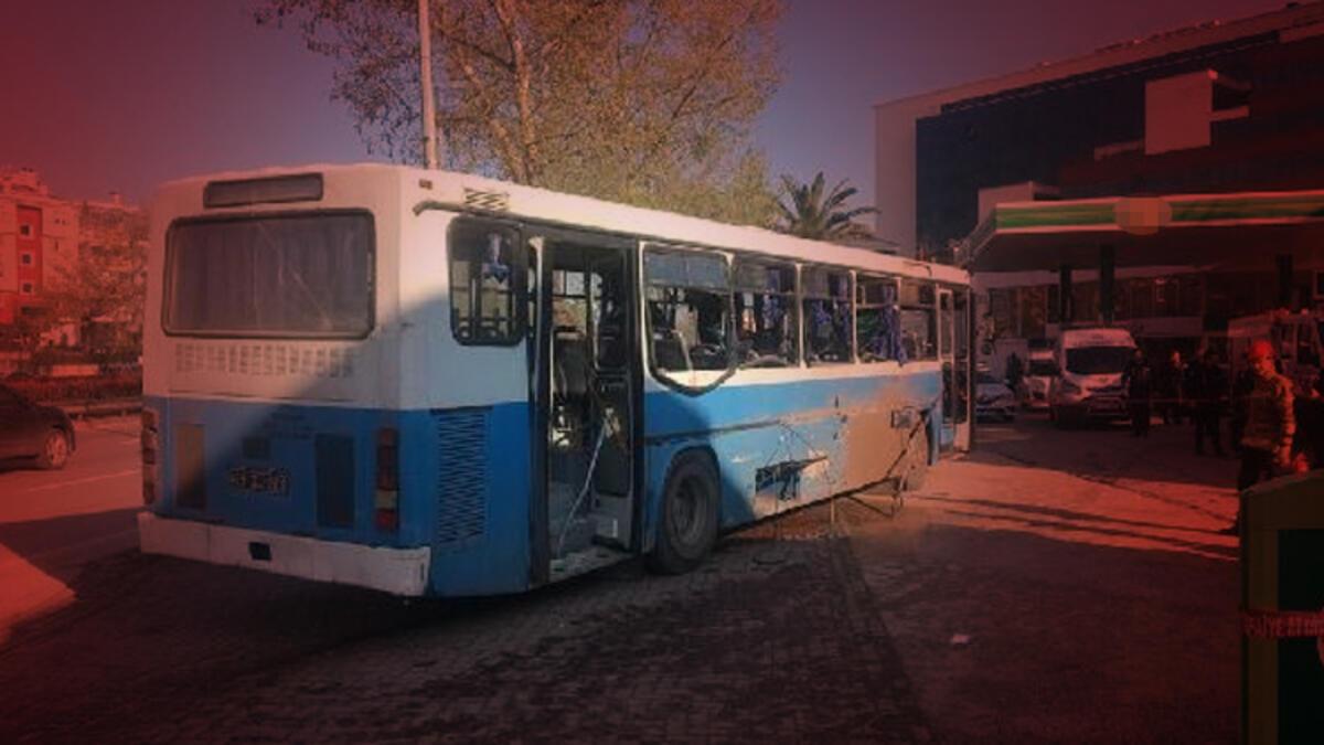 Bursa'da infaz koruma memurlarını taşıyan otobüse bombalı saldırı! Acı haber geldi