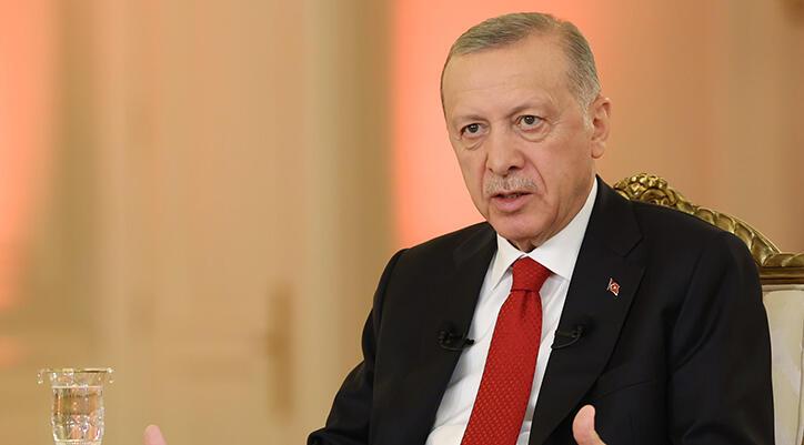 Cumhurbaşkanı Erdoğan canlı yayında soruları yanıtladı! Putin yanıtı ve ekonomi açıklaması