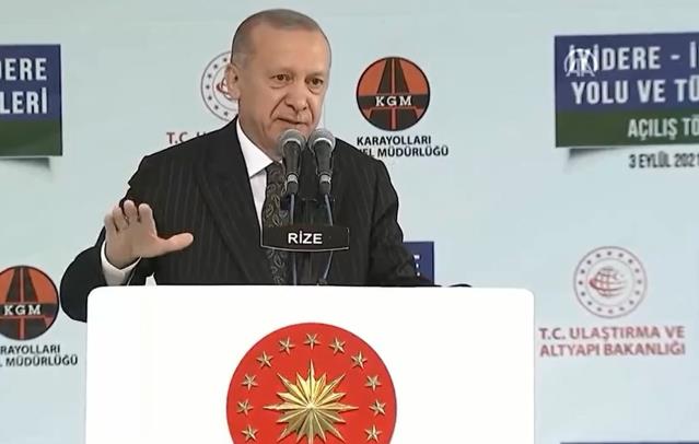 Cumhurbaşkanı Erdoğan'dan İyidere- İkizdere yolu açılış töreninde dikkat çeken sözler: Ne kadar komünist varsa alıp buraya geliyorlar